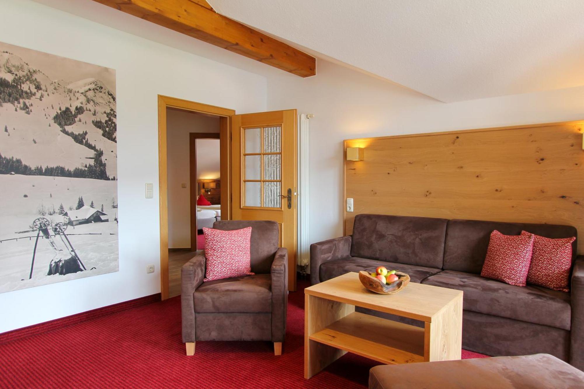 Landhotel Berghof Бад-Хинделанг Экстерьер фото
