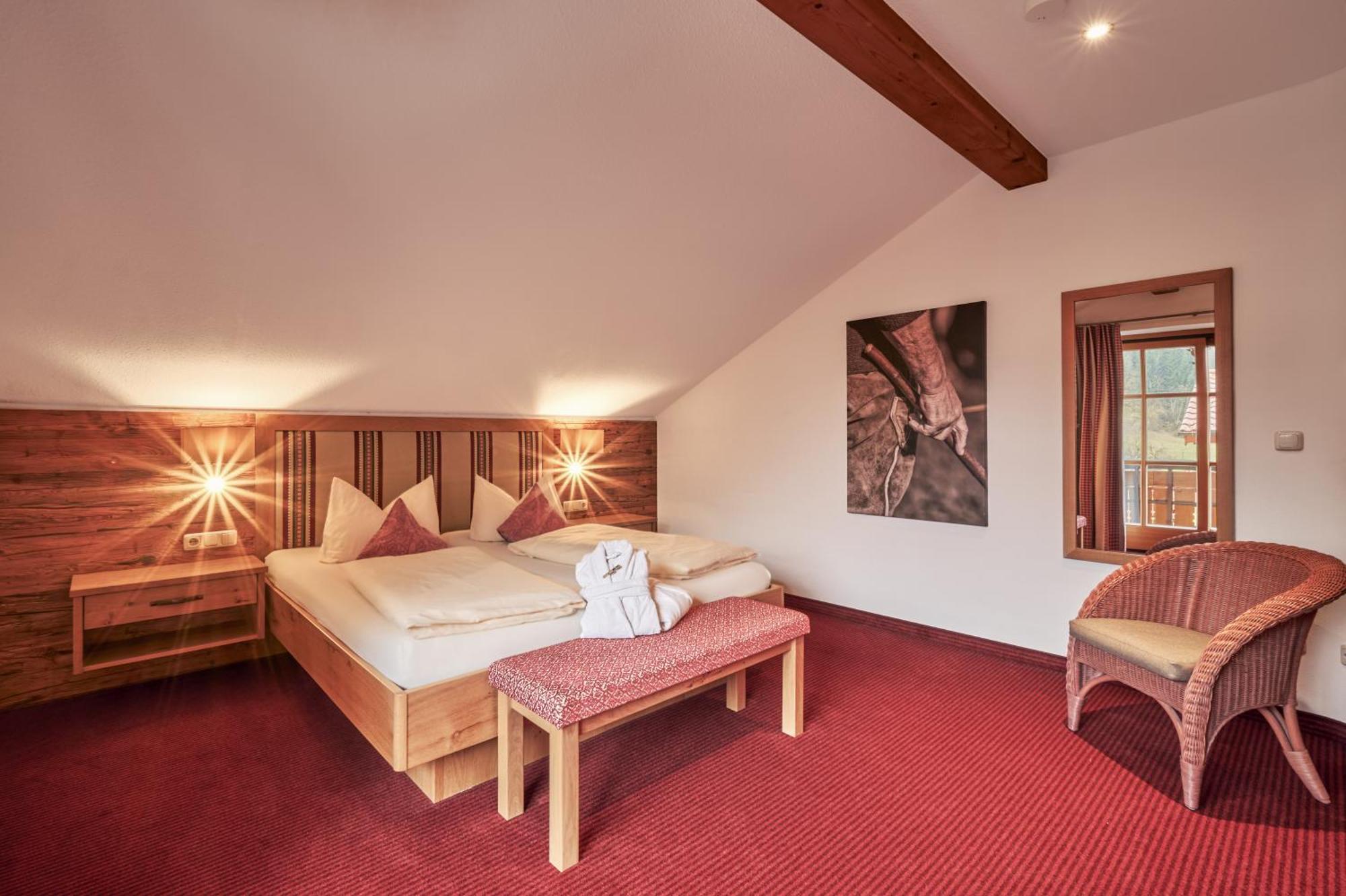Landhotel Berghof Бад-Хинделанг Экстерьер фото