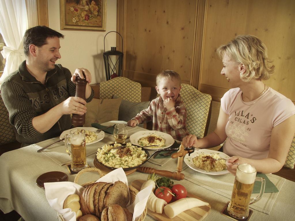 Landhotel Berghof Бад-Хинделанг Экстерьер фото