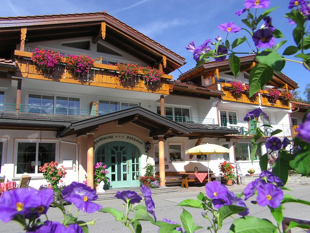 Landhotel Berghof Бад-Хинделанг Экстерьер фото